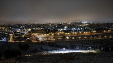 Kudüs'e mevsimin ilk karı düştü