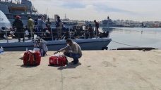 Libya sahil güvenlik güçleri Akdeniz'de yaklaşık 500 düzensiz göçmeni yakaladı