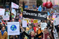 Londra’da iklim protestosu