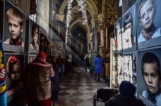 Lviv Katolik Kilisesi'nde heykeller korumaya alınıyor