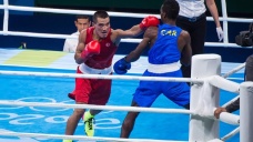 Milli boksör Batuhan Gözgeç, erkekler 64 kiloda çeyrek finale yükseldi