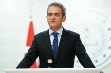 Milli Eğitim Bakanı Özer, Londra’da Türkiye'nin eğitimdeki tecrübelerini dünyayla paylaştı