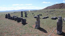 Moğolistan’daki kazılarda eski Türklerin taş heykelleri bulundu