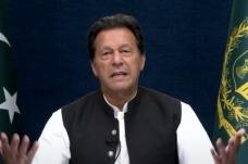 Pakistan Başbakanı Khan’dan hükümetine kurulan komplonun arkasında ABD olduğu iddiası