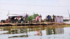 Pakistan'ın Sindh eyaletinde selin etkisi sürüyor