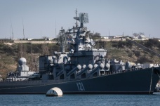 Rus donamasına ait gemiler Ukrayna kıyılarından 100 kilometreden fazla uzaklaştı
