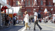 Rusya'da Kovid-19 vakaları bir haftada yüzde 29,4, ölümler yüzde 21 arttı