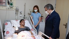 Sağlık Bakanı Koca'dan hastasının bıçaklı saldırısına uğrayan doktor Ertan İskender'e ziya