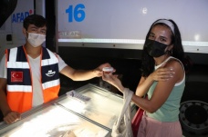 Samsun'da korona aşısı olana dondurma bedava