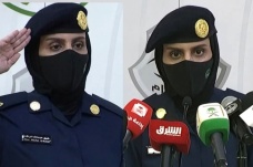 Suudi Arabistan’da ilk kez kadın bir asker hac hakkında basın toplantısı düzenledi