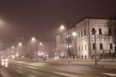 Tarihi kent meydanı çöken sisle açık hava müzesine dönüştü