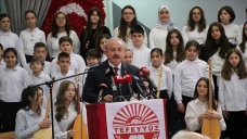 ﻿TBMM Başkanı Şentop, Üsküp’te Türkçe eğitim veren Tefeyyüz İlköğretim Okulunu ziyaret etti