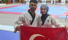 Tekvandoda Kübra Dağlı-Emirhan Muran çifti, Avrupa şampiyonu oldu
