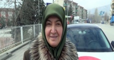Tokatlı ev hanımı Ayşe Altunordu 64 yaşında ehliyet aldı