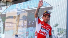 Tour of Türkiye'de yarışan Avustralyalı bisikletçi Ewan Gelibolu'daki etabı bekliyor