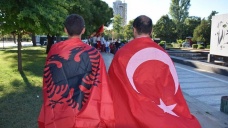 Türk bayrağı kullanamayacaklar