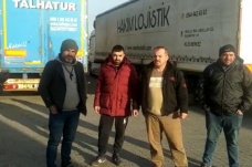 Türk tırcılar, Ukrayna’da mahsur kaldı: 'Açlıktan birbirimizi yiyeceğiz'