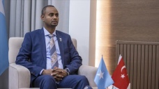 Türkiye mezunu Somalili Bakan ilk yurt dışı ziyaretini 'ikinci evim' dediği Türkiye'y
