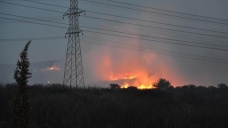 Tuzla'da askeri alanda yangın