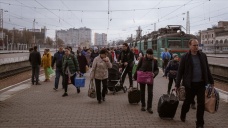 Ukrayna'da gün içinde 4 binden fazla sivil güvenli bölgelere tahliye edildi