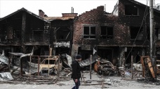 Ukrayna'nın ağır çatışmaların olduğu Gostomel şehrinde halk yaralarını sarmaya çalışıyor