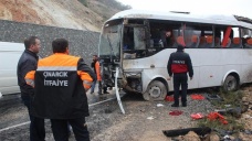 Yalova'da midibüs şarampole devrildi: 21 yaralı