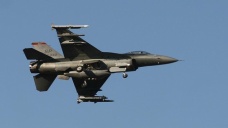 Yunanistan Hava Kuvvetlerine ait F-16 düştü