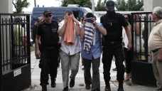 Yunanistan'a kaçak giren 6 Türk yakalandı